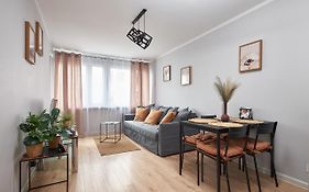 Kuźnicza Apartment - 300m Main Square ~ Self check-in 24h